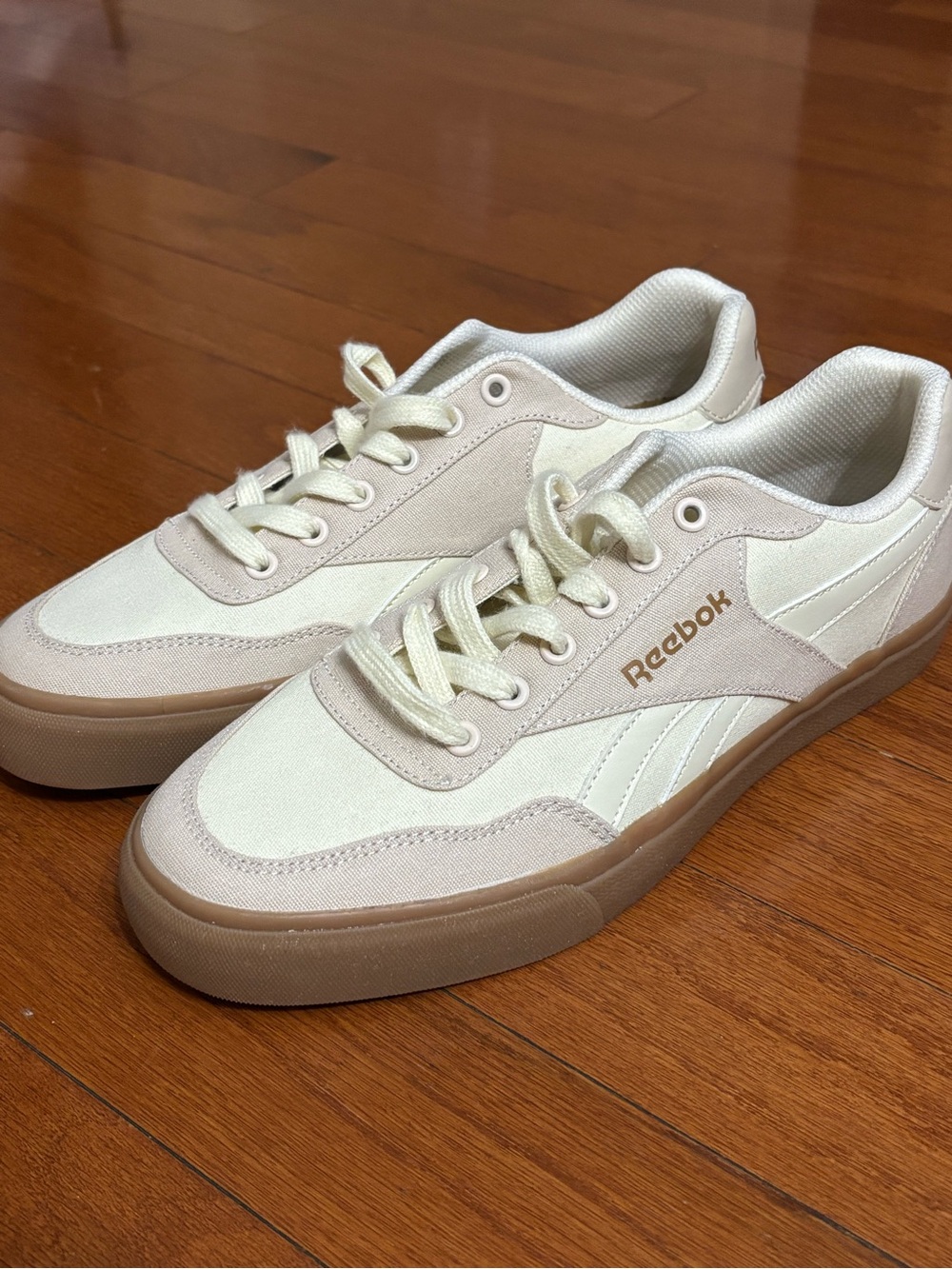 Reebok FFG0119597 Beige/Cream (2026) Men's Low Top Lace-Up Sneaker US Size 9.5